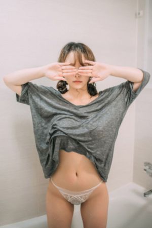 我越疼男友就越使劲_4K免费观看