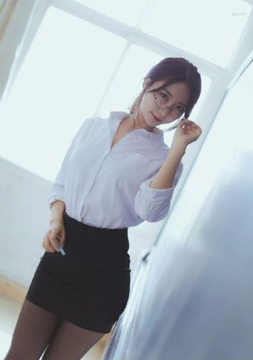 欧美裸体bbwbbwbbw_HD免费在线播放